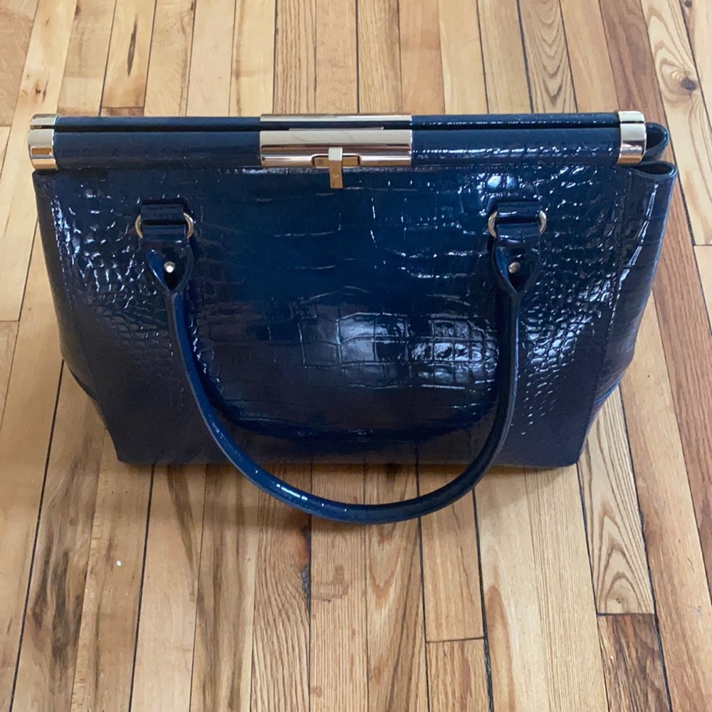 Blue Kate spade large purse, brand new.